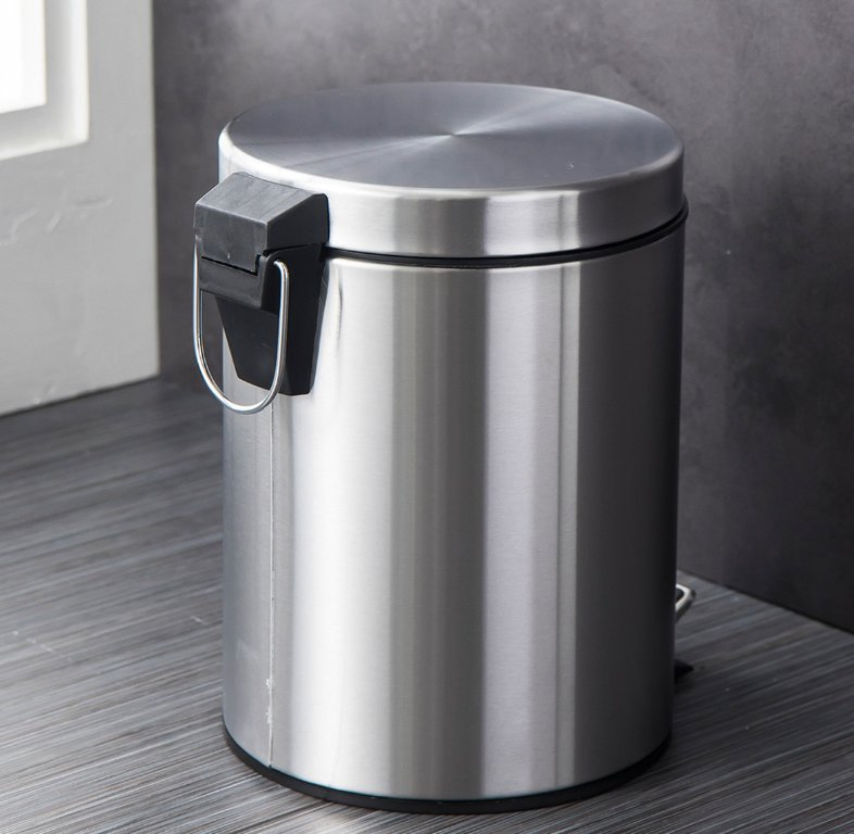Мусорное ведро с педалью из нержавеющей стали
