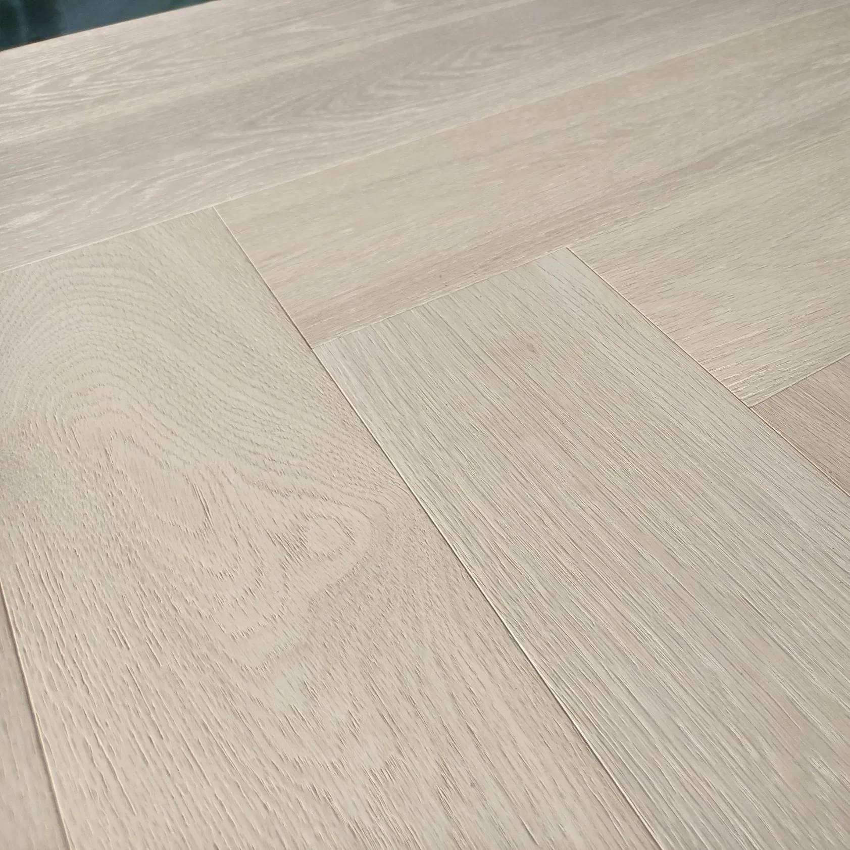Easy Installation Ab Grade Multiply Brushed Natural White Oak Herringbone Engineered Hardwood Flooring