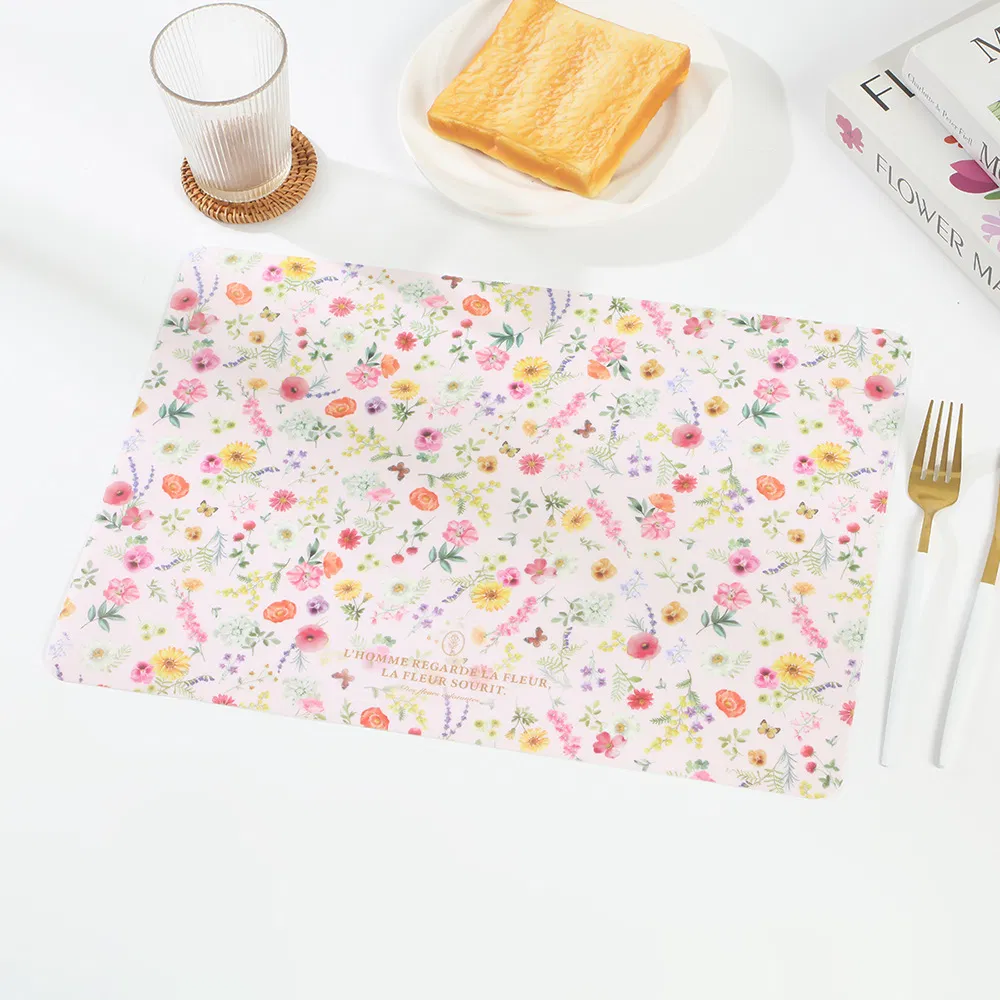 Elegant Custom Coffee Dining Table Plastic Kitchen Dinner Mat & Pad