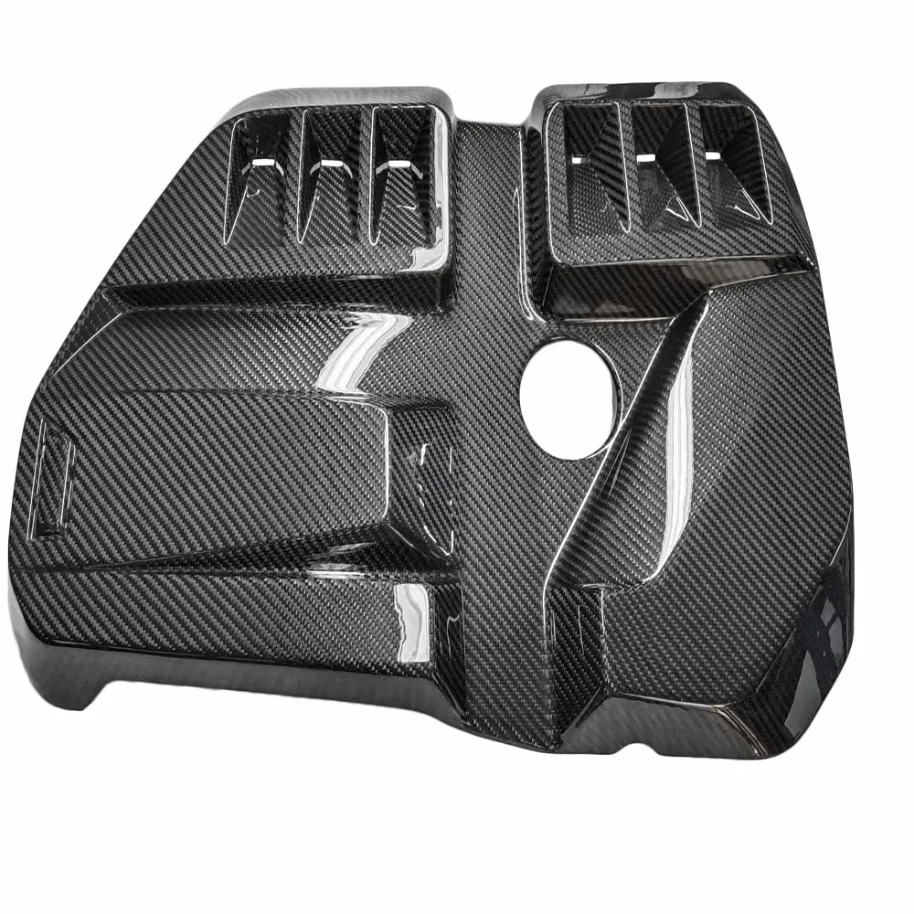 Капот из углепластика для BMW