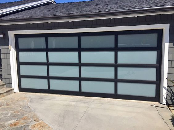 Chinese Manufacture Aluminum Alloy Material Frosted Privacy Glass Modern Sectional Flap Sliding Garage Door for Villa