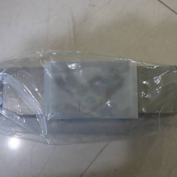 Гидравлический пропорциональный клапан KDG4V-3-33C-07N