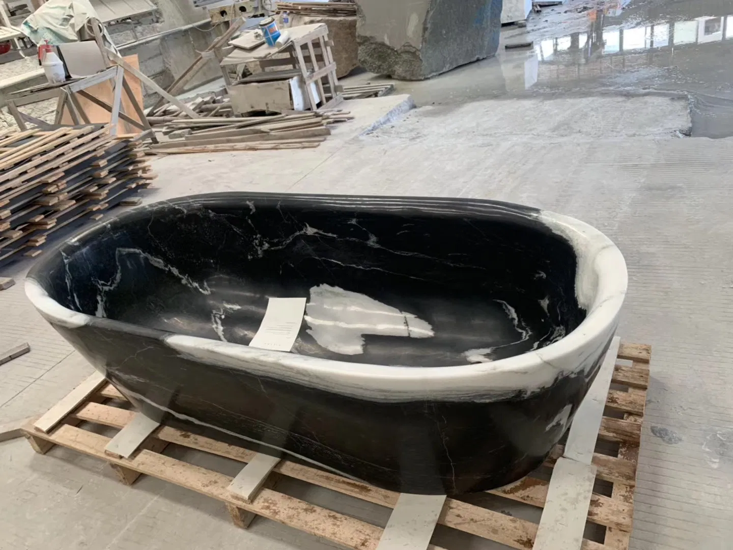 Customized Natural Stone polished/matt white/black/grey/brown Ellipse/rectangle Marble Bathtub for Home/Hotel/House/Resorts/villas Bathroom decoration