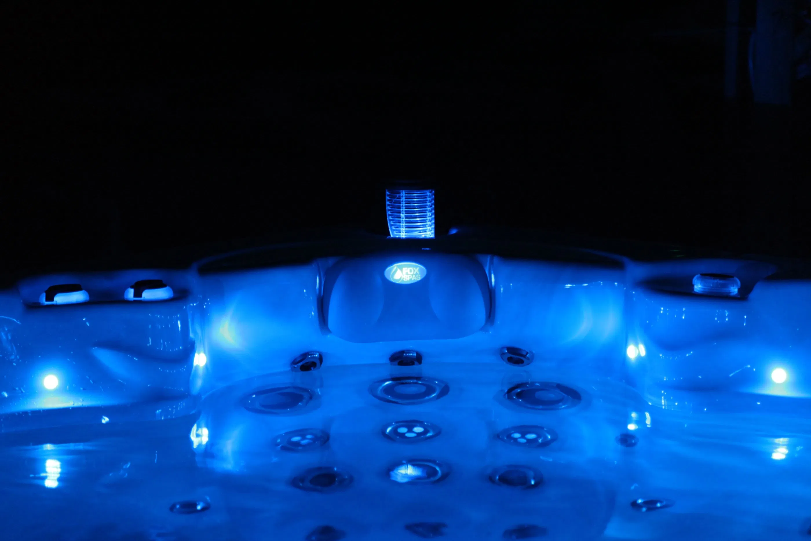 SPA-ванна для 6 человек с системой Balboa