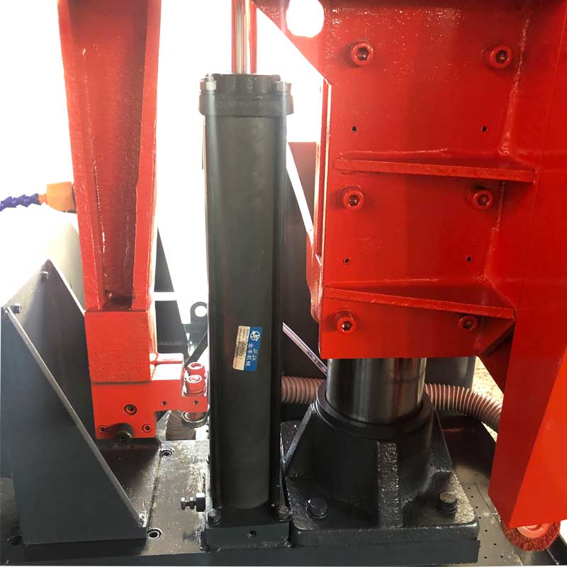 Станок ленточнопильный горизонтальный угловой резки 0-60° по металлу