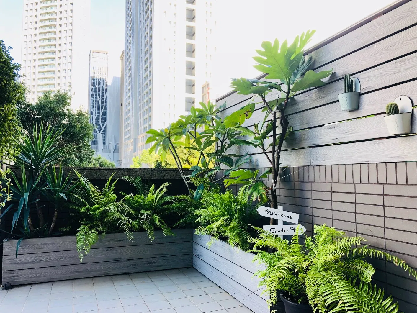 White Color WPC Decking Flooring