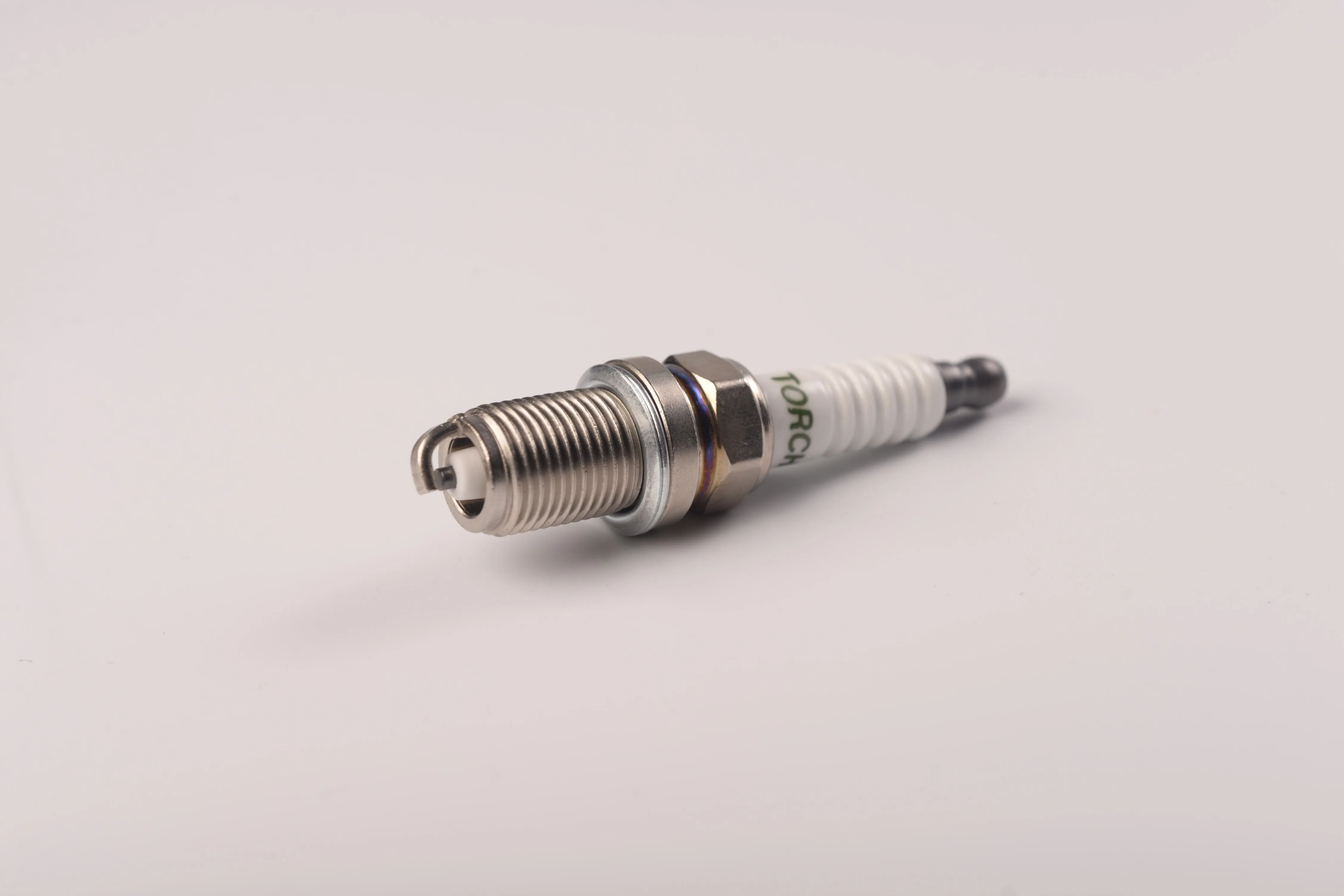 Свеча зажигания TORCH BKR6EY, BKR6E, C9YC, FR7DC