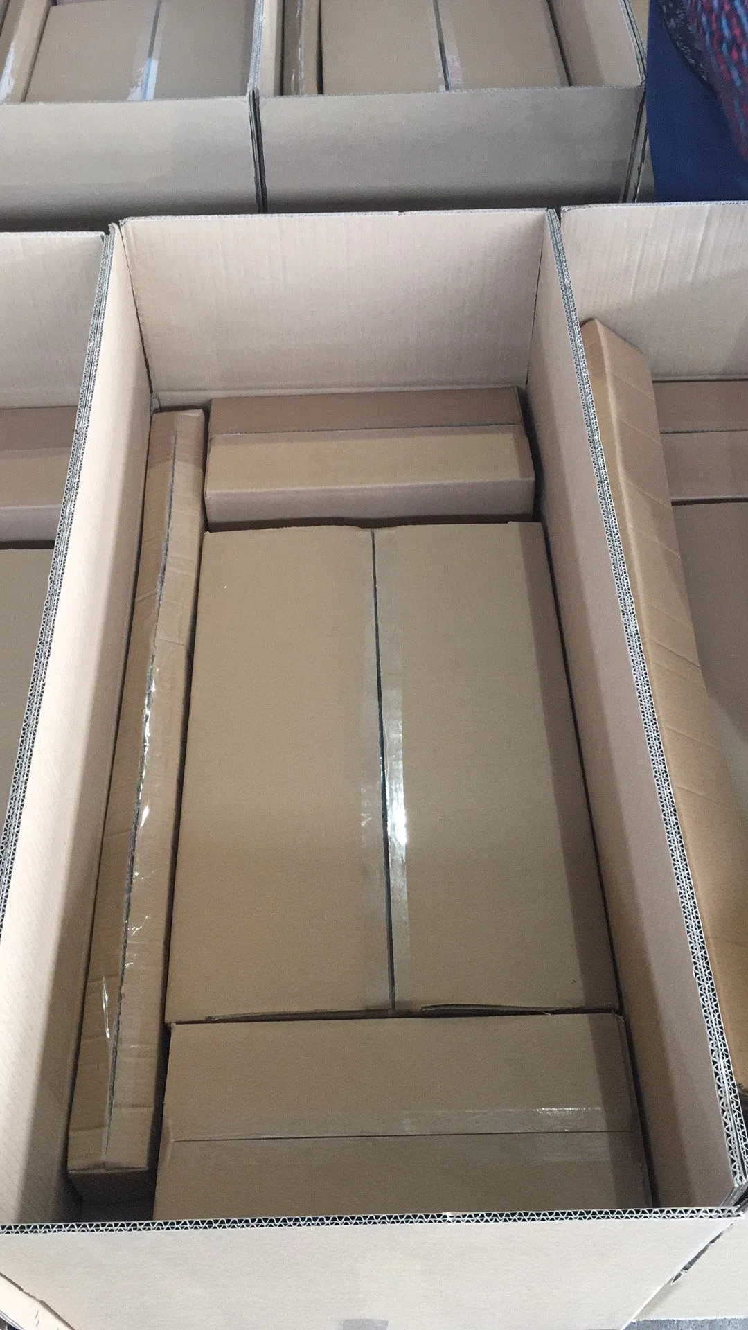 Factory Chain Vise with Three-Pipe Benders