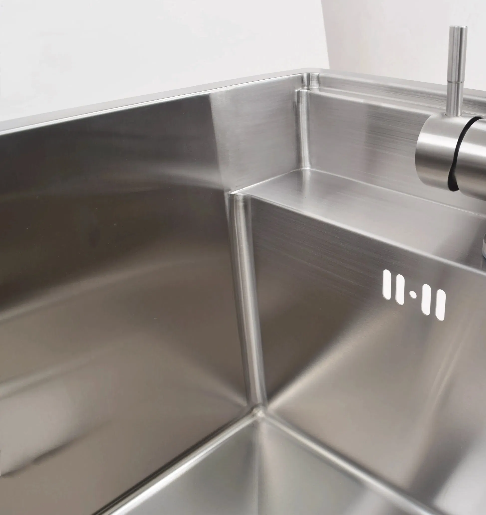 3545 Black Brushed Handmade Sink 304 Stainless Steel Hidden Bar Sink Without Faucet