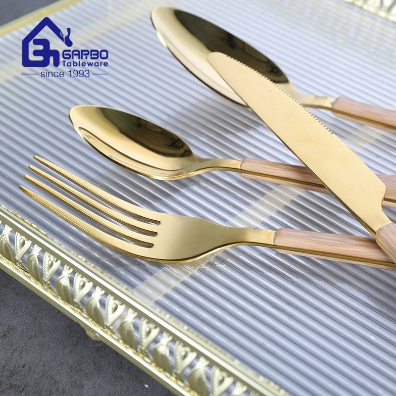 Golden Color Cutlery Set Hot Sale with Wooden Design Handle Flatware China Supplier