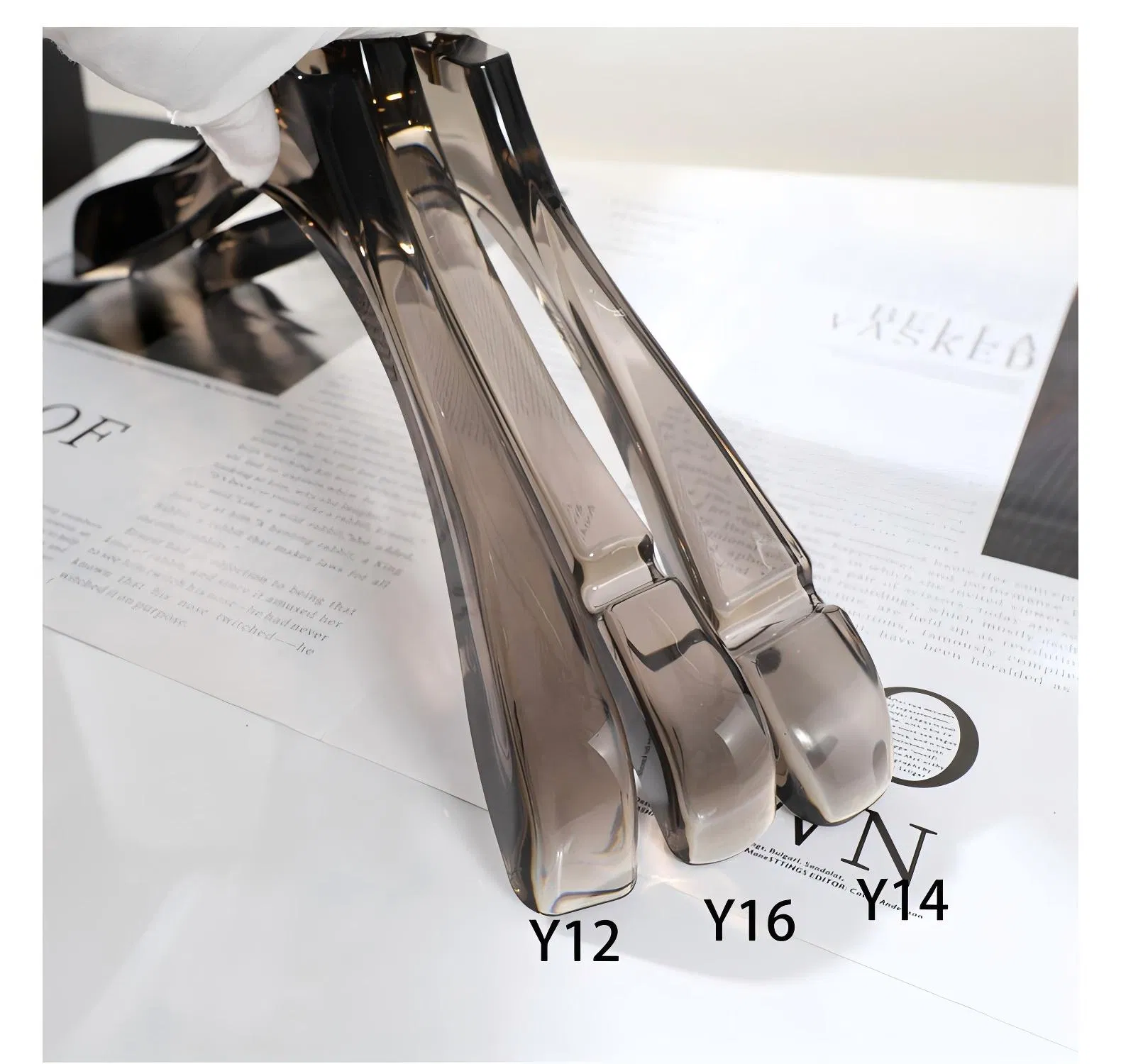 Luxury Clear Acrylic Hangers Custom Color Acrylic Hanger for Fashion Show
