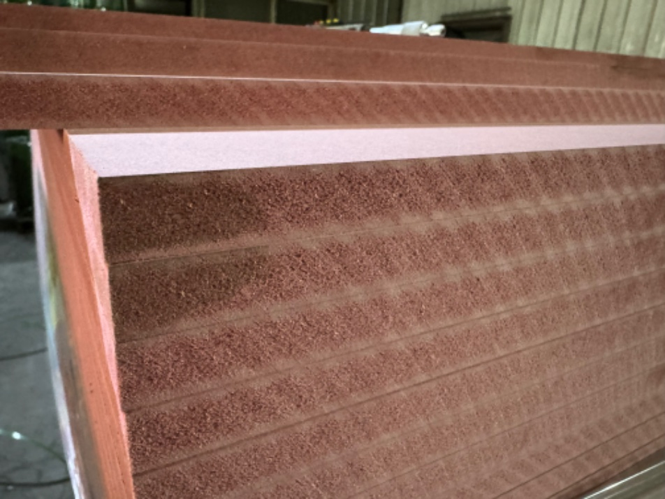 Factory Supplier Pink MDF Board Fireproof Resistant Level B1 for Building Material