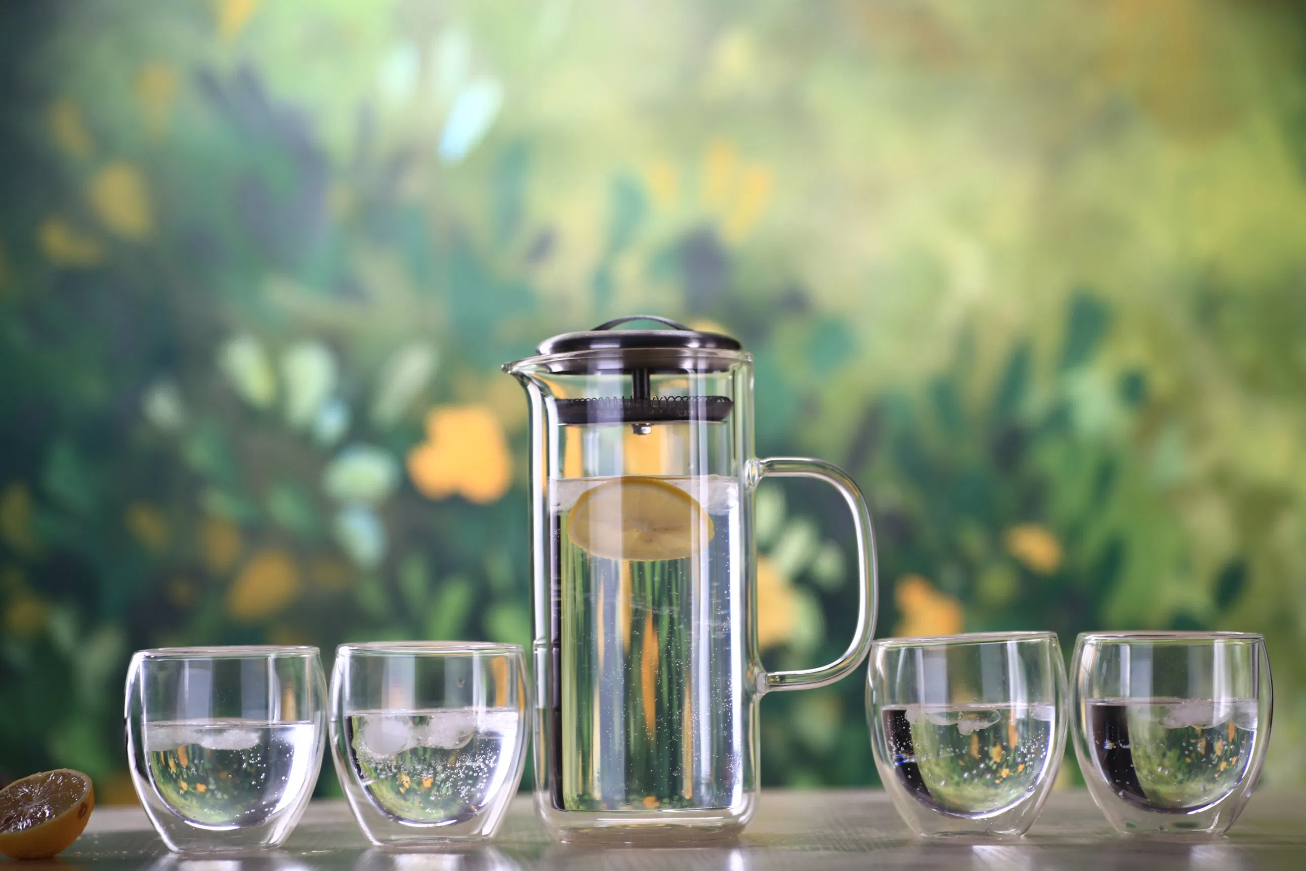 1100ml High Borosilicate Glass Water Drinking Carafe Jug with Stainless Steel Lid