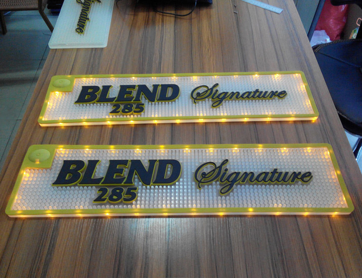 Manufacturers Customized PVC Soft Plastic LED Luminous Epoxy Logo Pattern Bar Mats