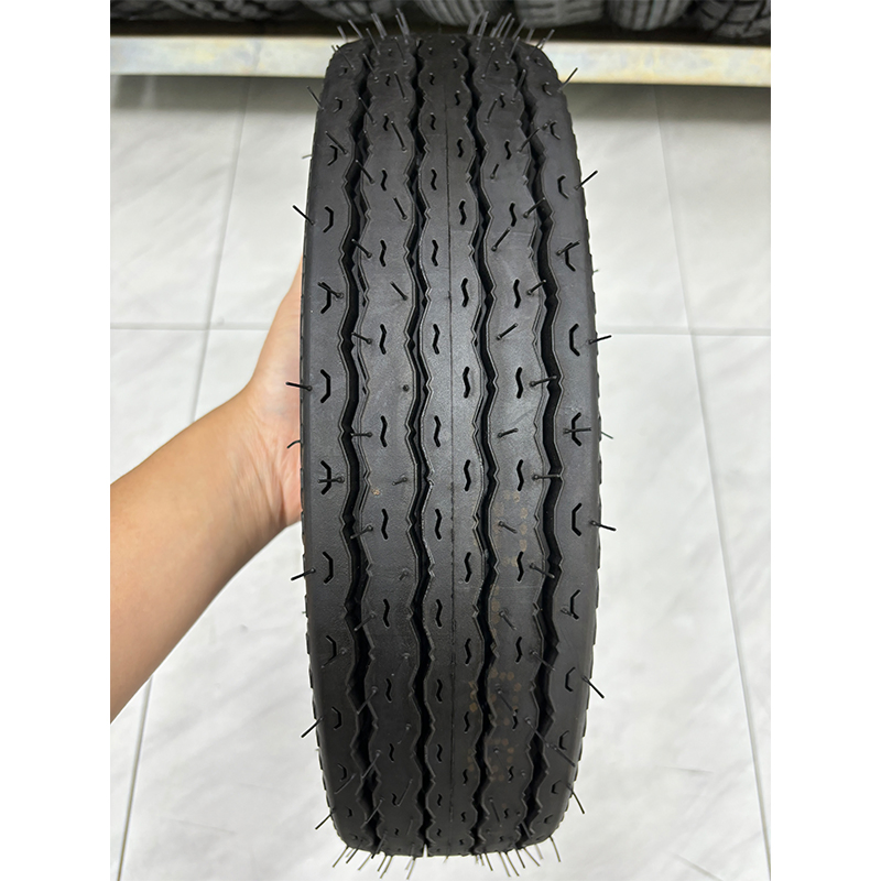 Мотошина 4.00-8 Ds136, камерная