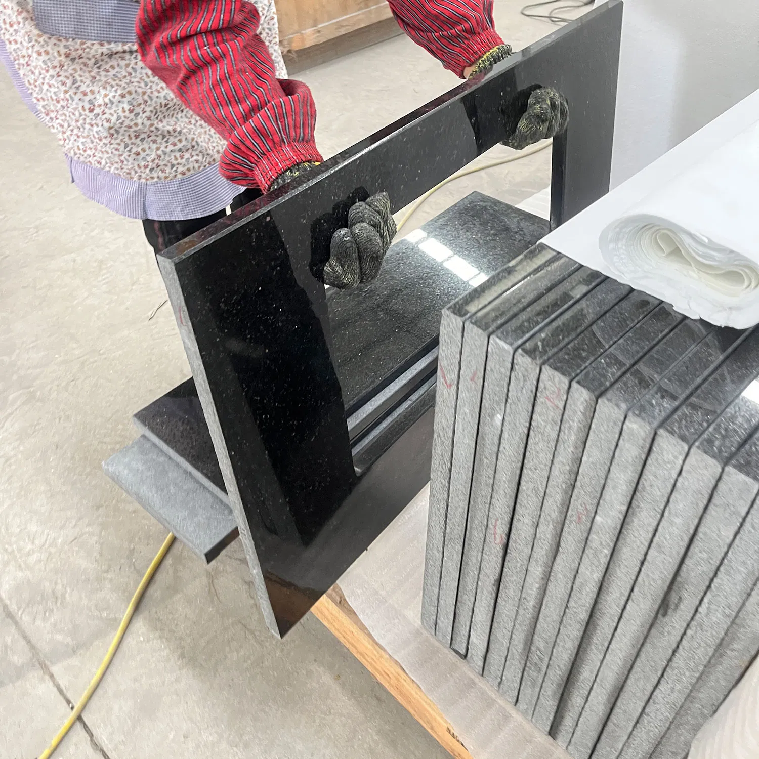 Bottom Price Black Galaxy Granite Abosute Black Granite India Black Granite for Kitchen Countertop