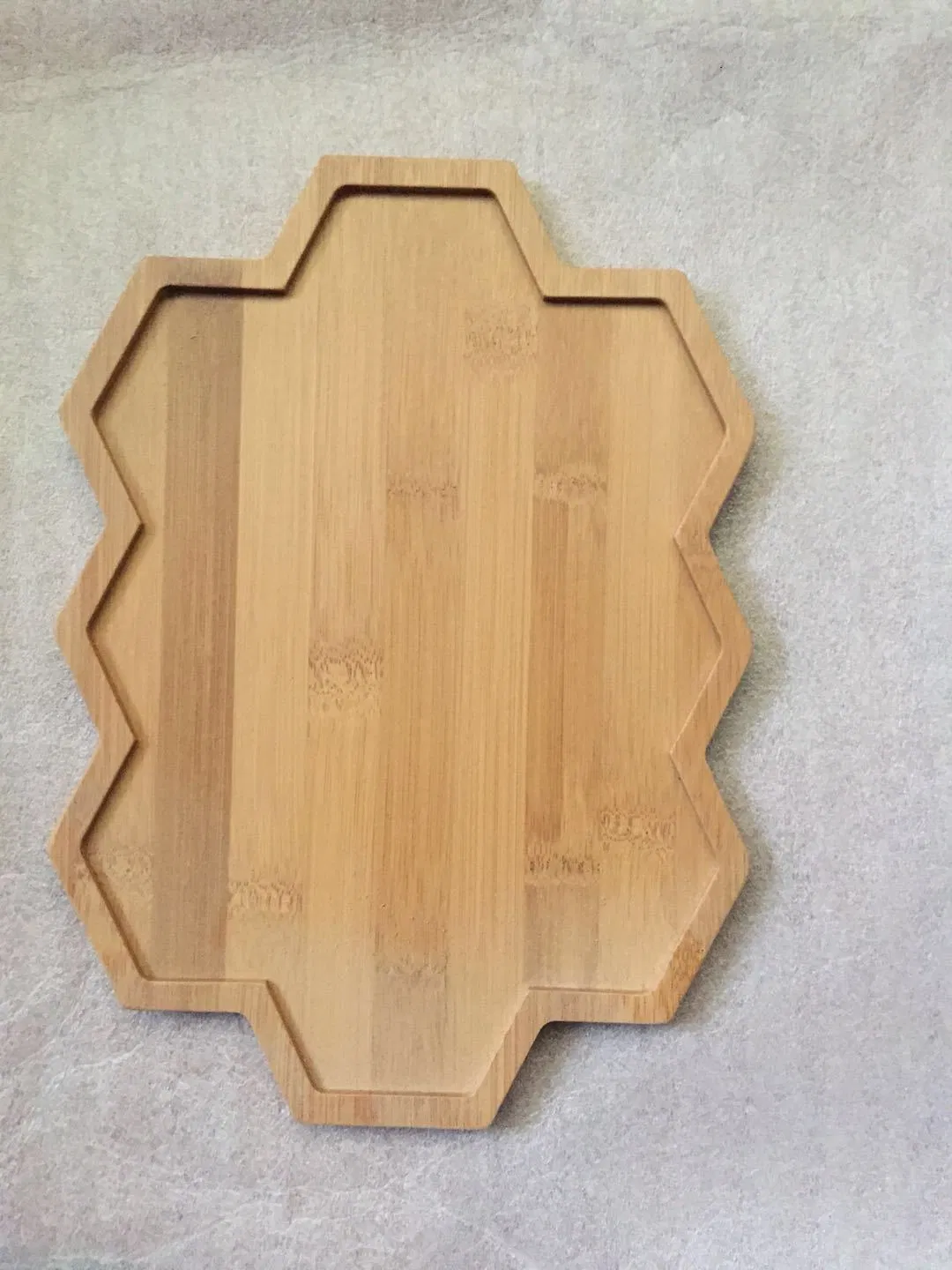 Hot Sale Customized Unique Heart Shape Bamboo Serving Tray Plate