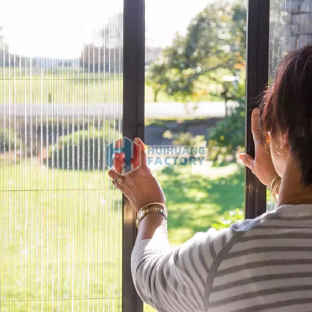 Customized Retractable Aluminum Frame Screen Window Mosquito Net Slding Window or Door