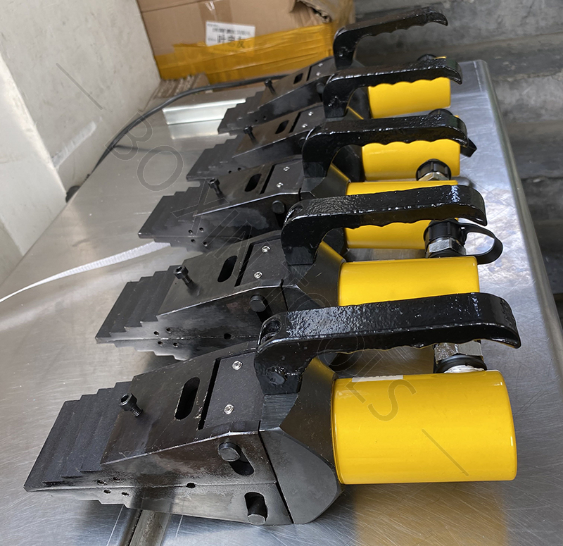 Portable 14t Hand Pump 10000psi Wedge Separator Hydraulic Flange Spreader