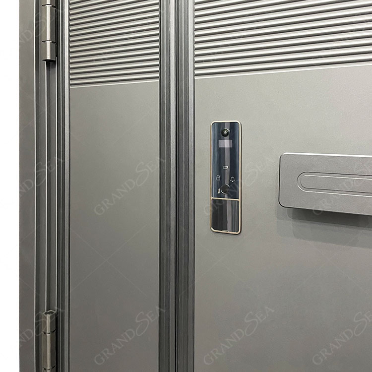 Стальная входная дверь Grandsea с защитой от взлома