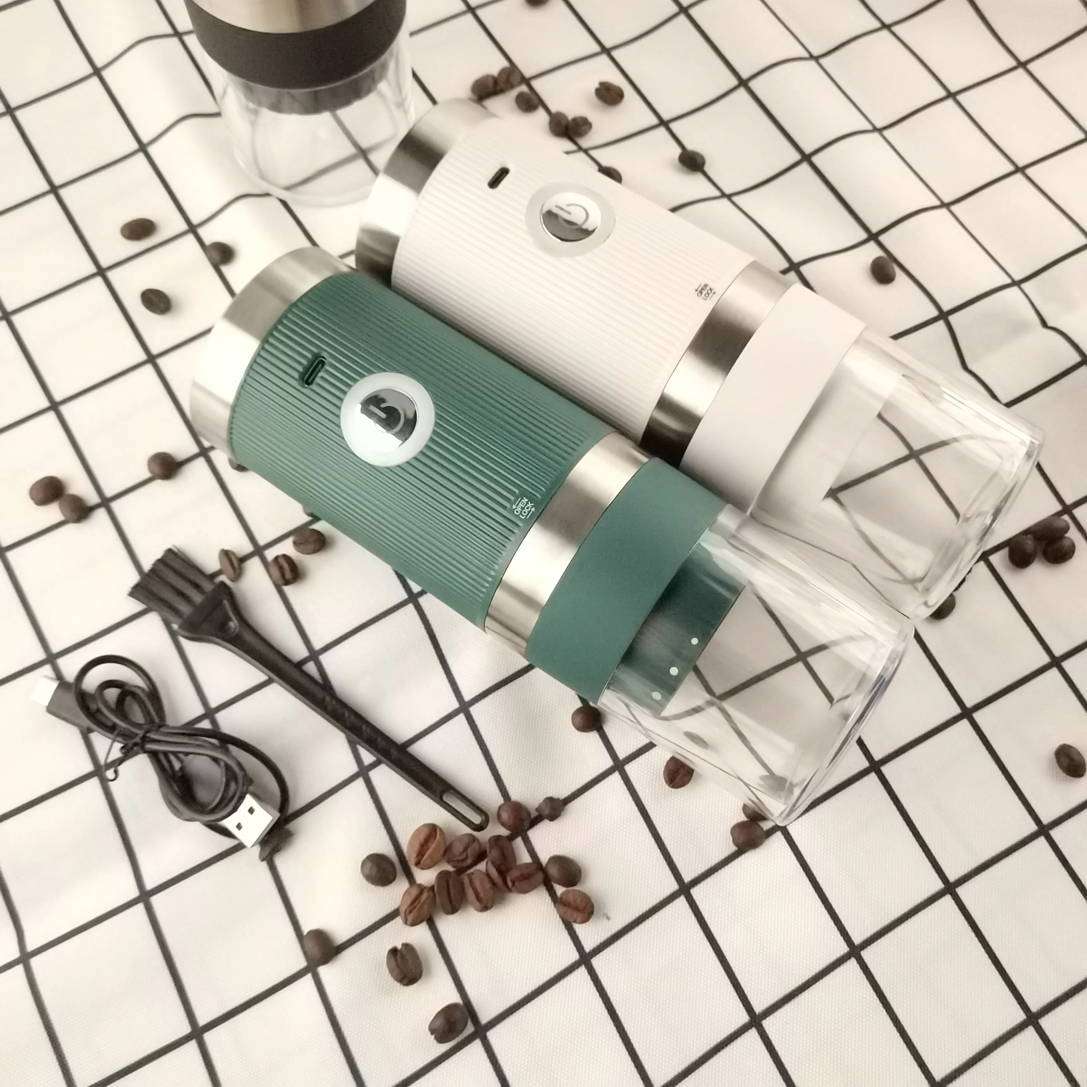 New Arrival Automatic Coffee Mill Mini USB Rechargeable Electric Coffee Bean Grinder Ceramic Core