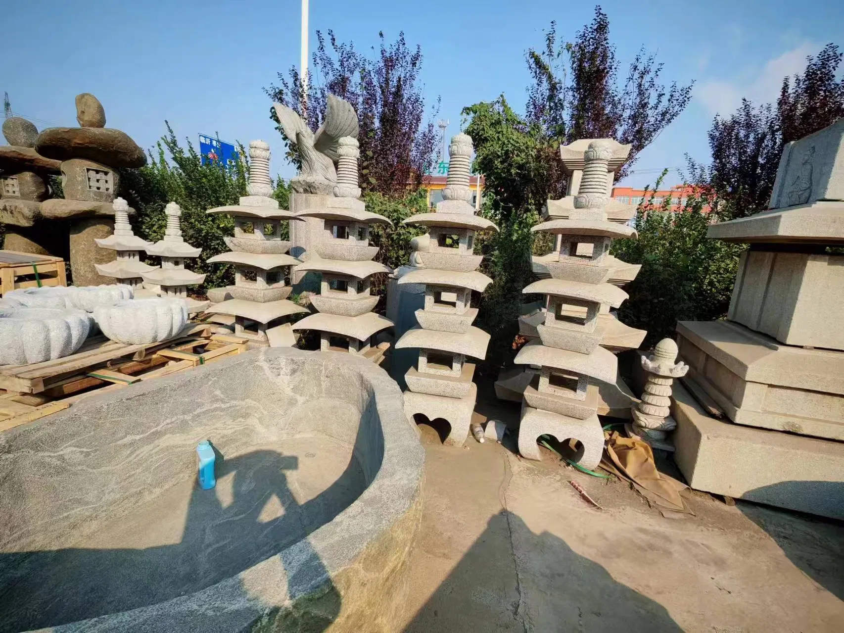 Marble/Granite Carved Lantern Statue/ Sculpture/Garden Decoration