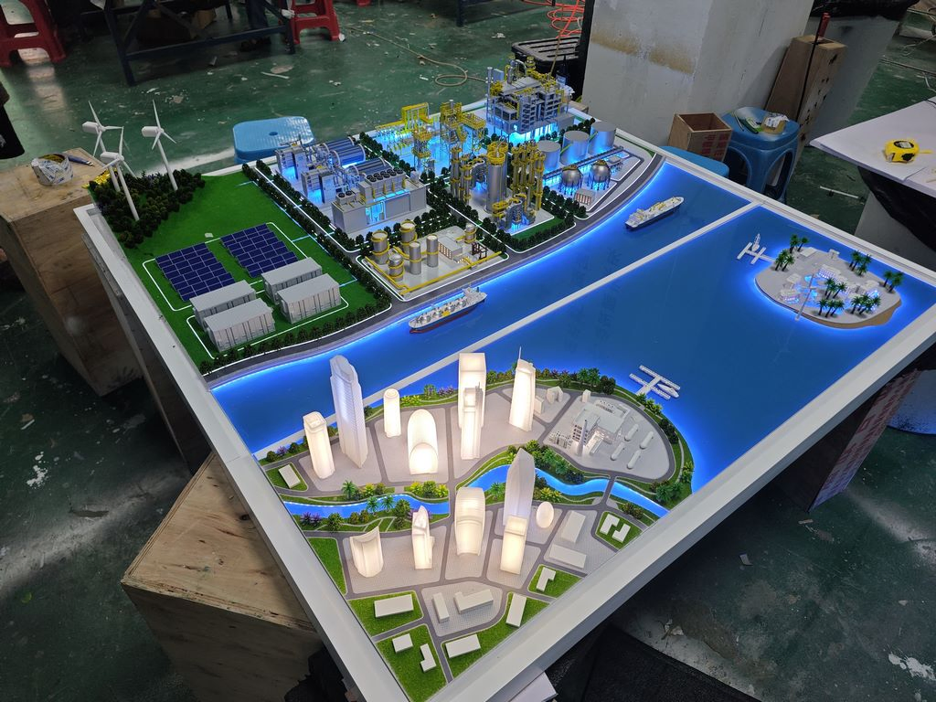 Innovative Customization Solutions for New Energy Sandbox Models