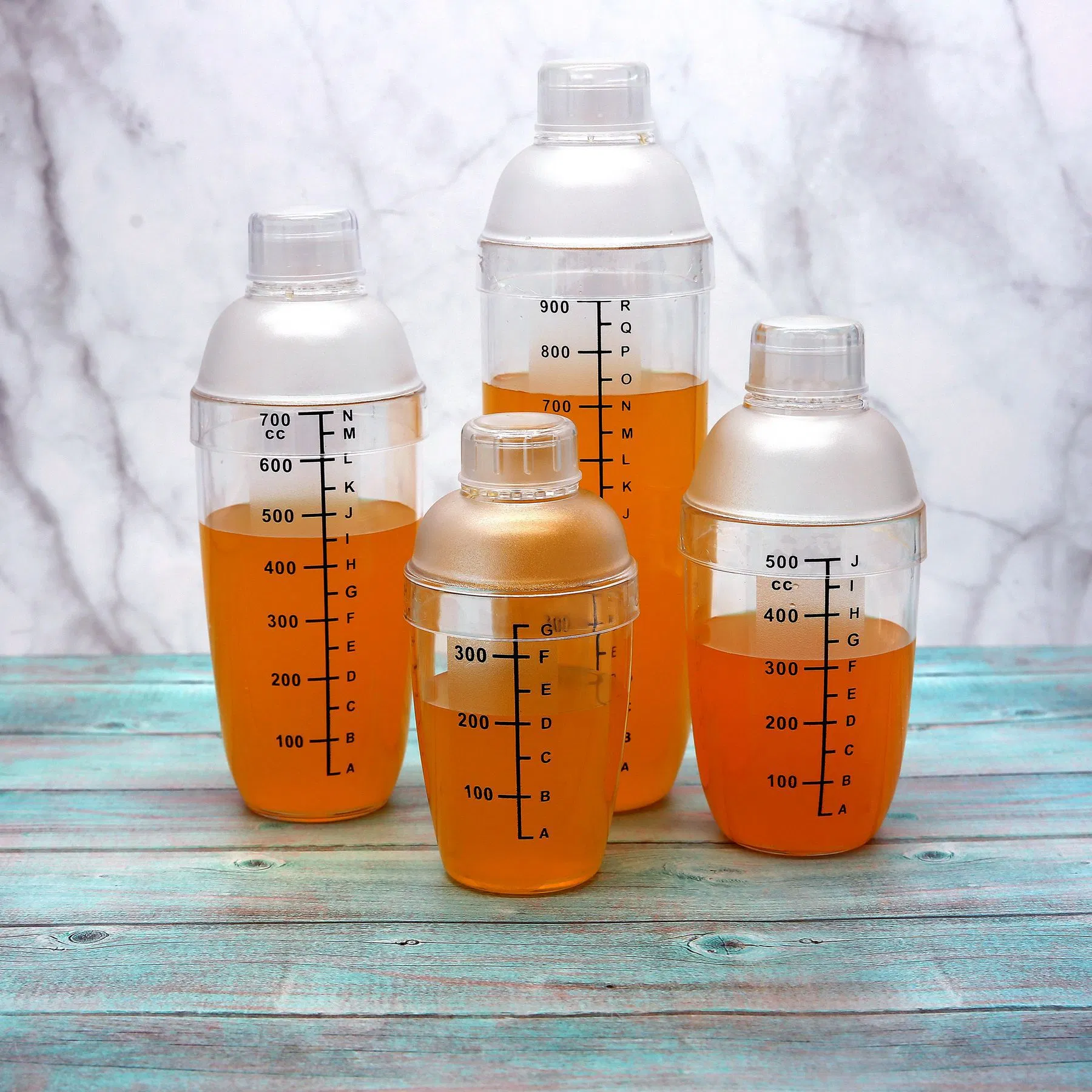 Пластиковый коктейльный шейкер 350-1000 мл