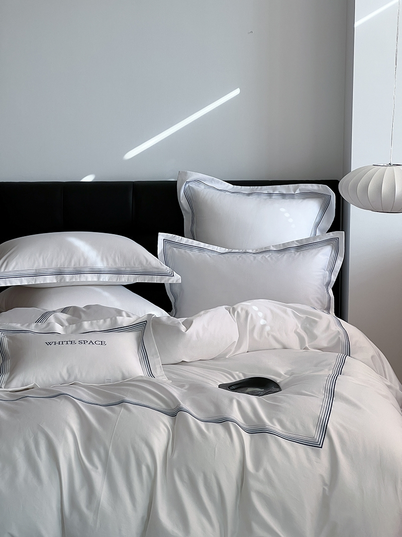 Solid White 100% Cotton Home Textile Hotel Style Quilt Cover Pillow Shams Bed Sheets Queen King Size Cheap Embroidery Bedding Set Wholesale