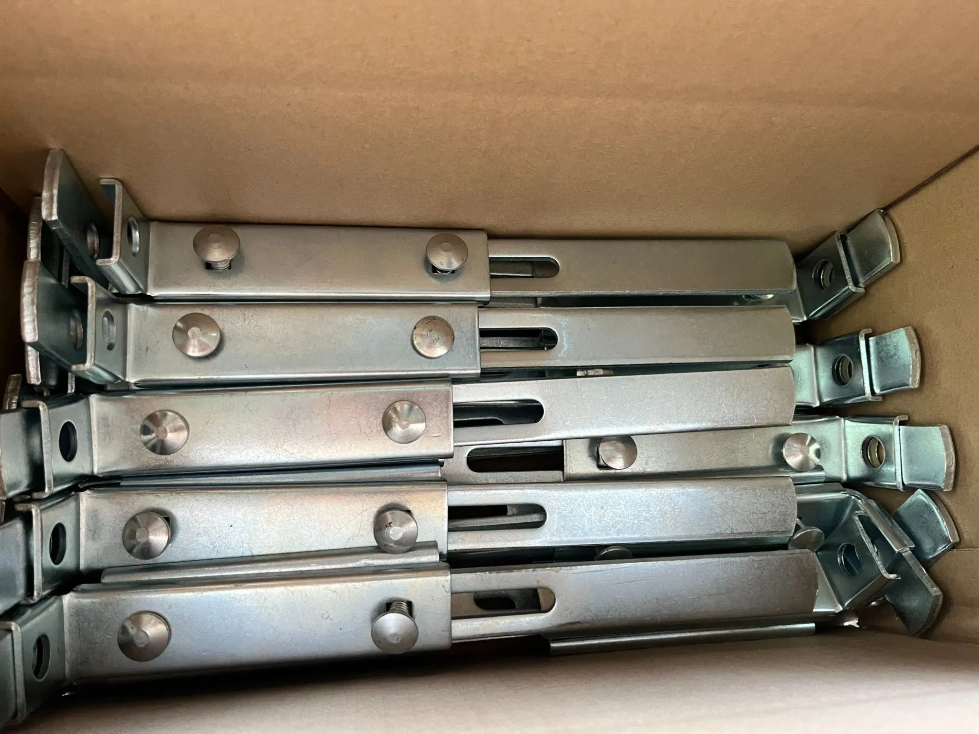 Factory Good Quality Slide Bolt /Latch Sliding Bolt Lock