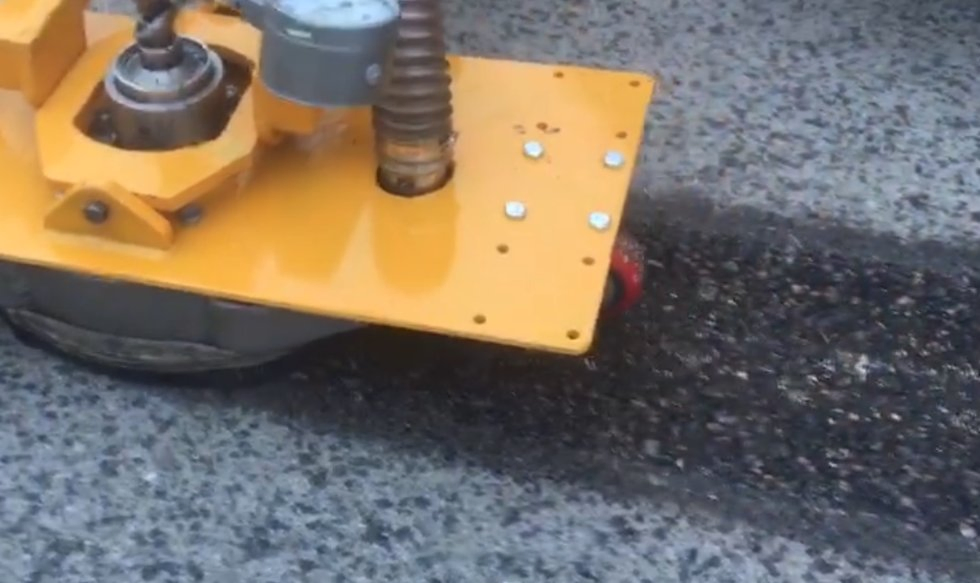 140MPa 200MPa 250MPa Pavement Line Cleaning Removal High Pressure Water Blasting Remove Thermoplastic Markings