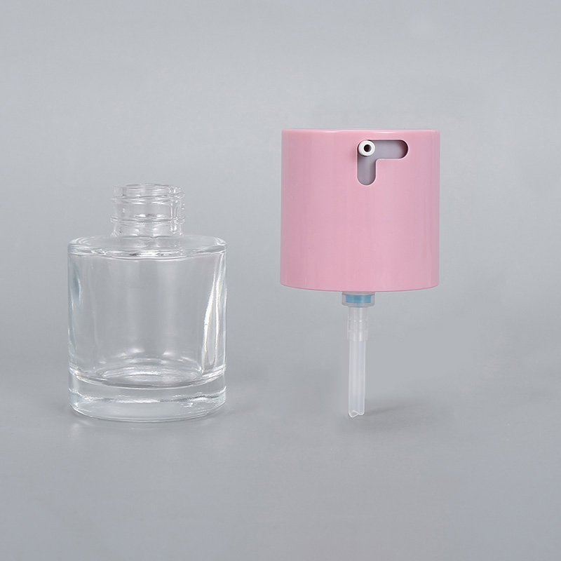 Glass Cosmetic Bottle with Treatment Pump for Lotion and Foundation