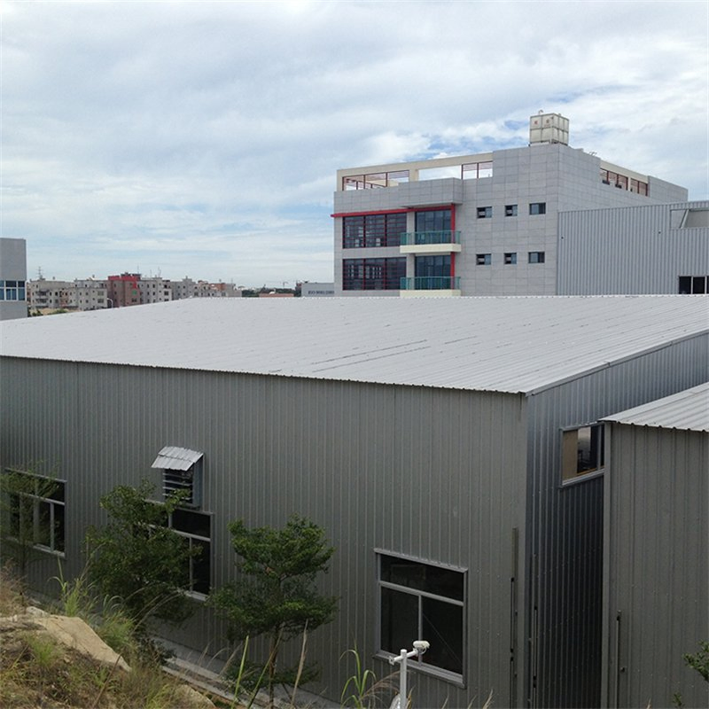 Building Heat Reduction Paint with Reflective Insulating Properties