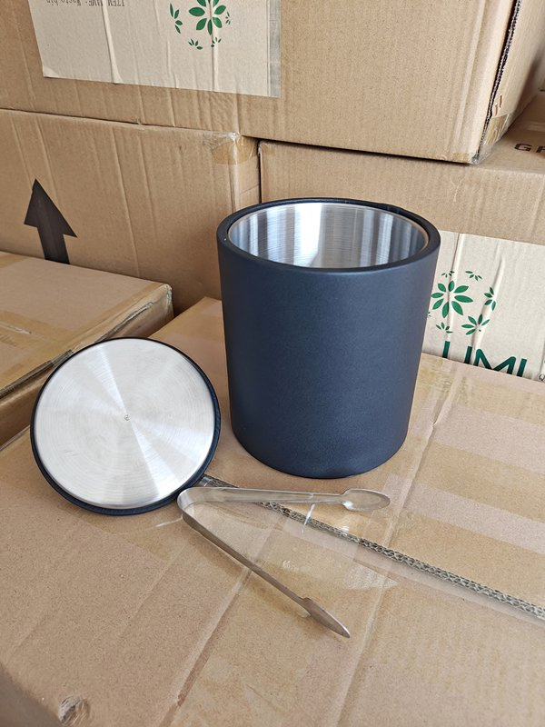 Hotel Ice Bucket with Luxury Leather