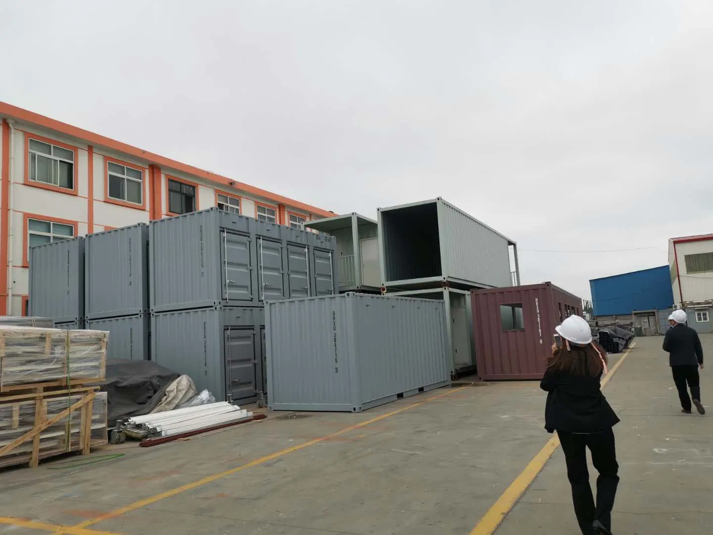 Prefabricated Flat Easily Disassembled Safe Strong Packing Container House for Modern Sector