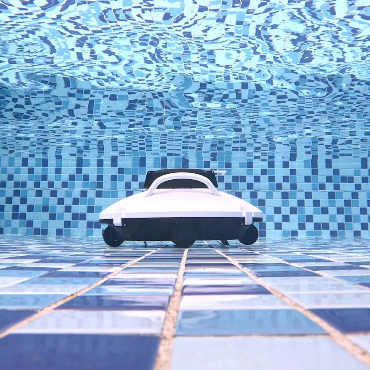 Swimming Pool Vucuum Cleaner and Filter Automatic Cleaner Equipment Swimming Pool Cleaner Robot
