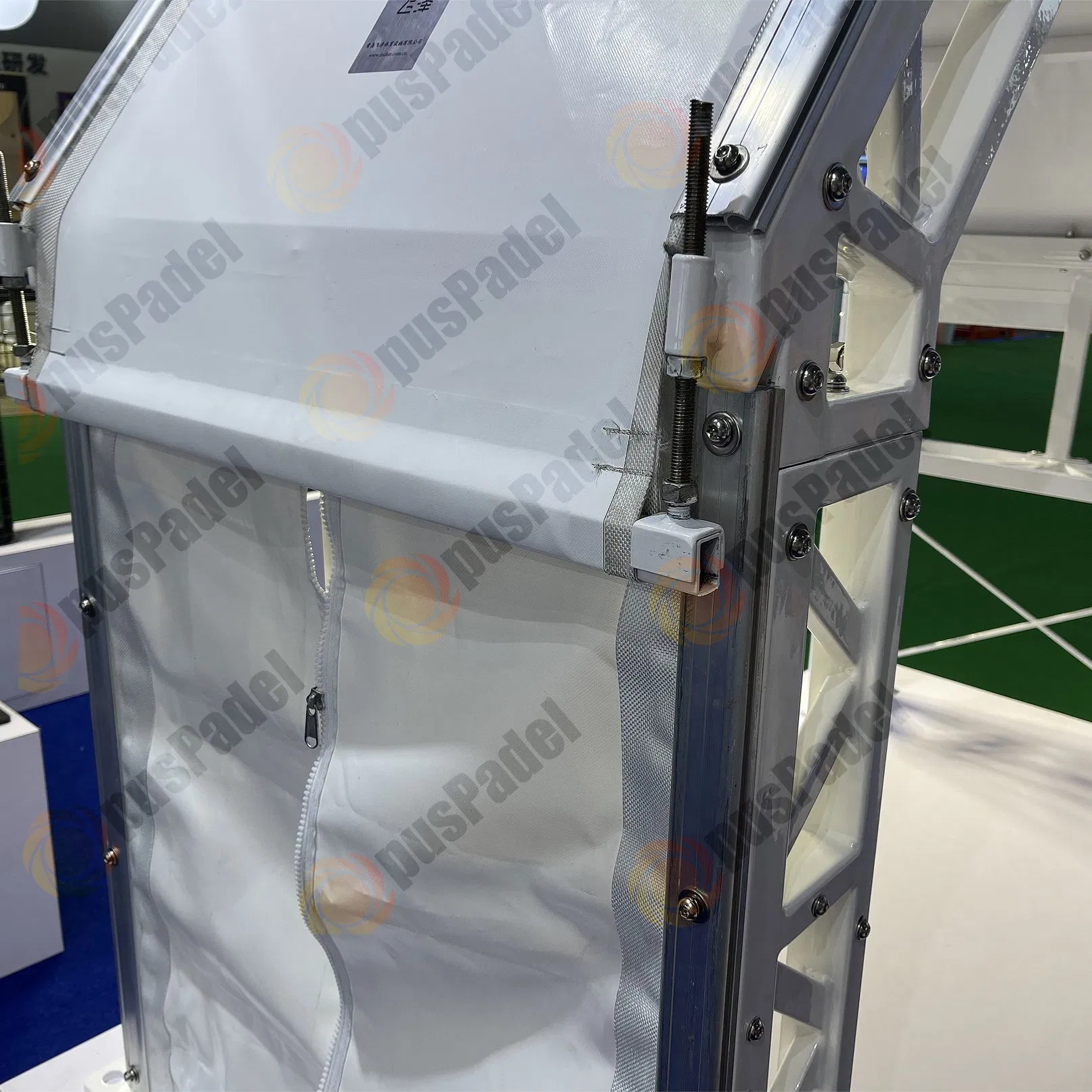 Techo De Padel Panoramic Padel Tennis Court with Roof Padel Courts Mobile Roof Outdoor Padel Roof Cover
