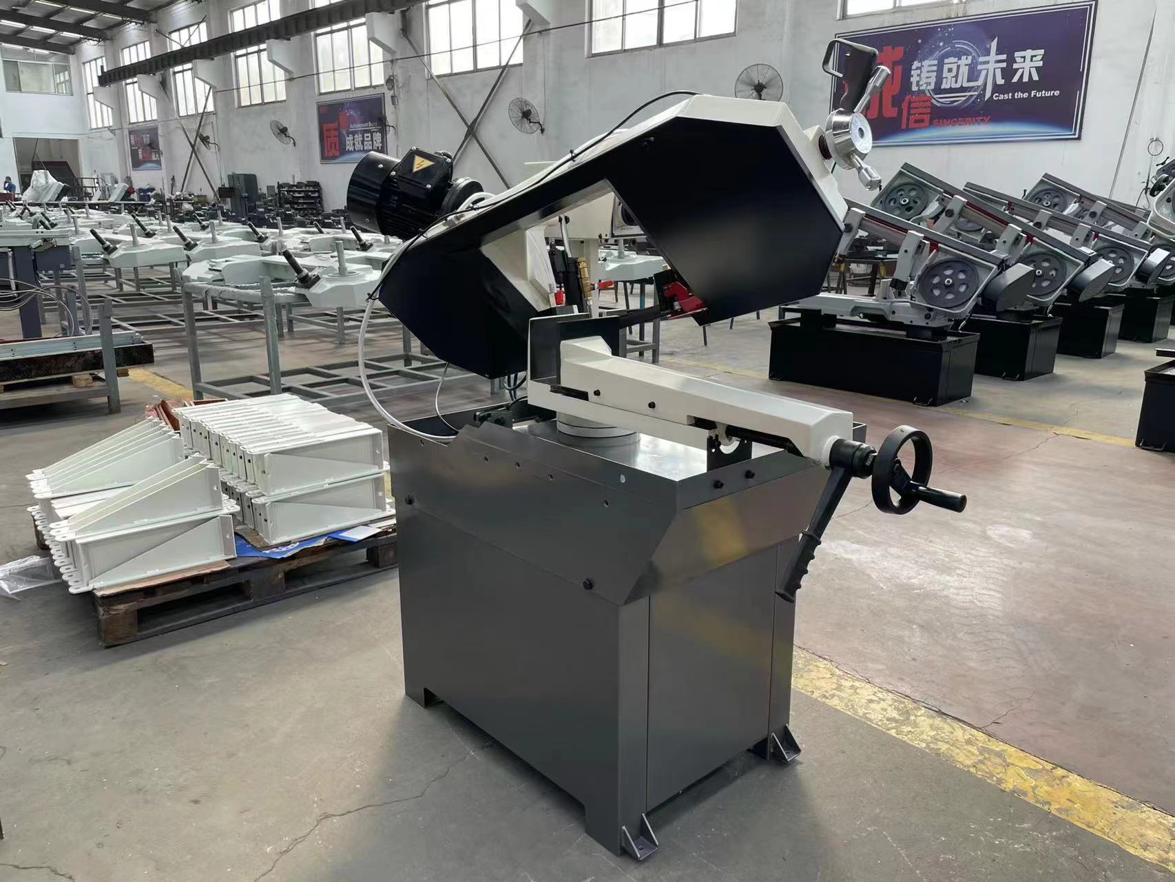 Станок ленточнопильный настольный по металлу BS-280G