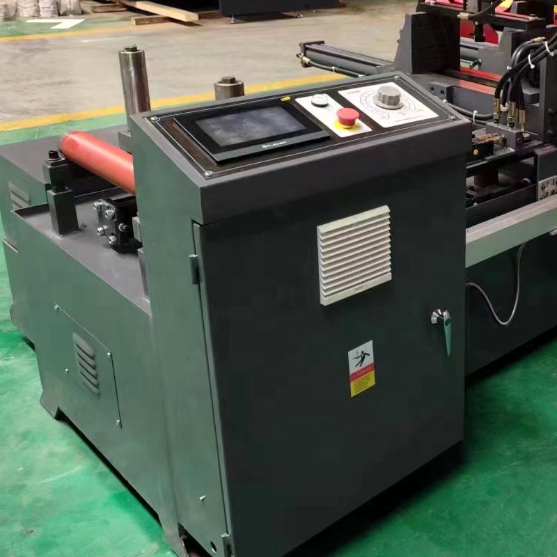 Станок ленточнопильный автоматический по металлу