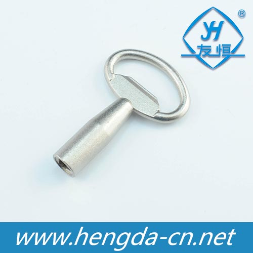 Professional Zinc Alloy Triangle Lock Key for Industrial Triangle Lock (YH1106)