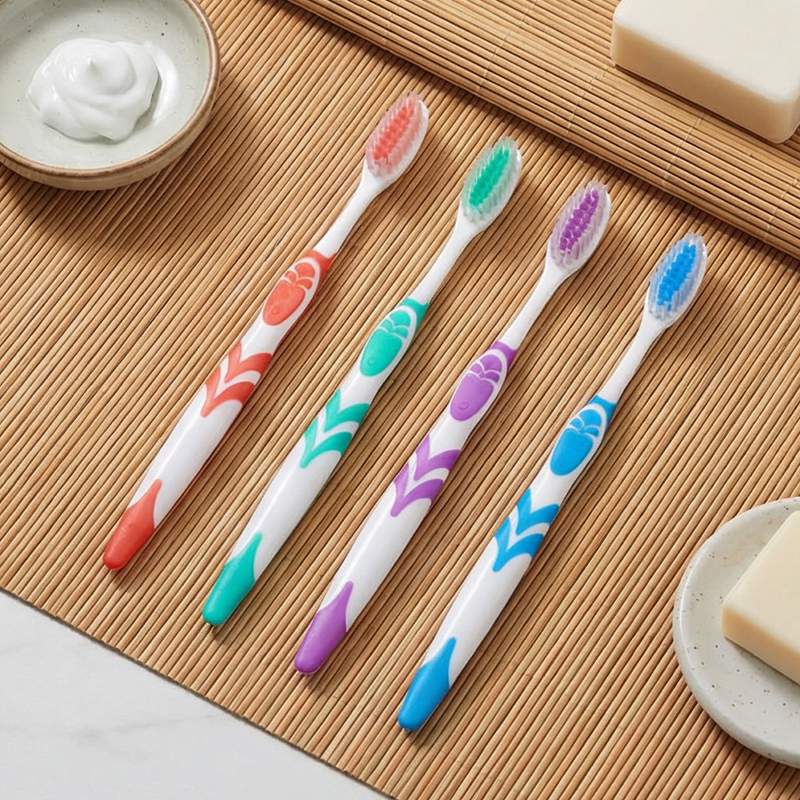 Travel-Sized Dental Floss for an Effortless Hotel Experience