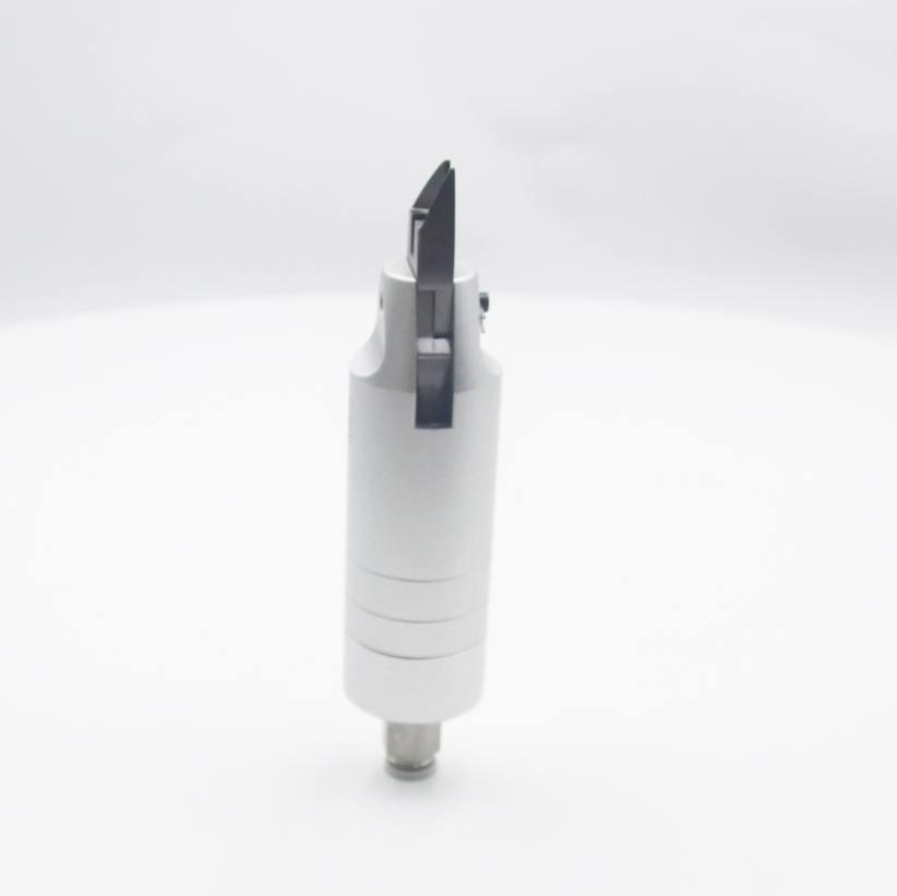 Пневматический инструмент для снятия изоляции и обжима