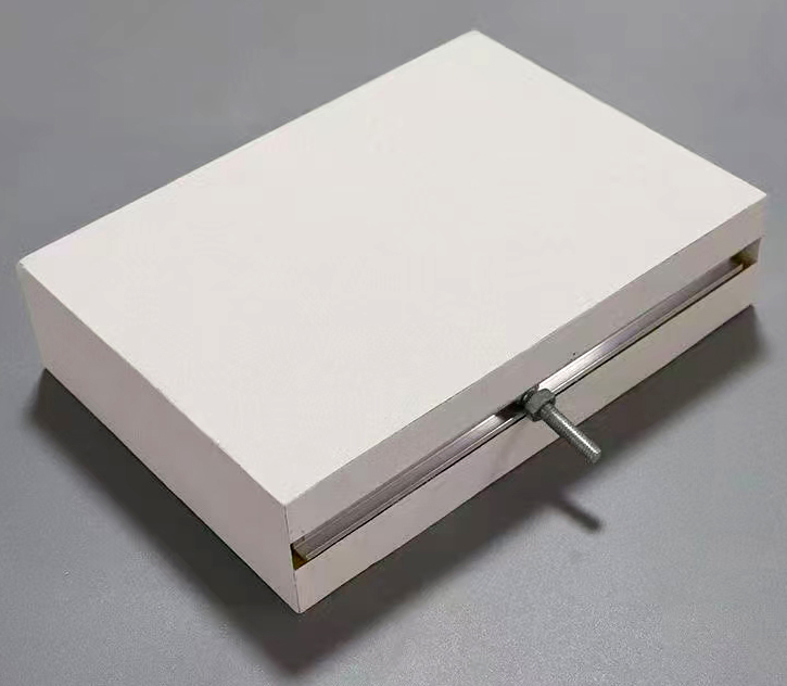 China Factory 90-140kg/M3 Density High Nrc Fiberglass Acoustic Ceiling Tiles for Suspended Ceiling System
