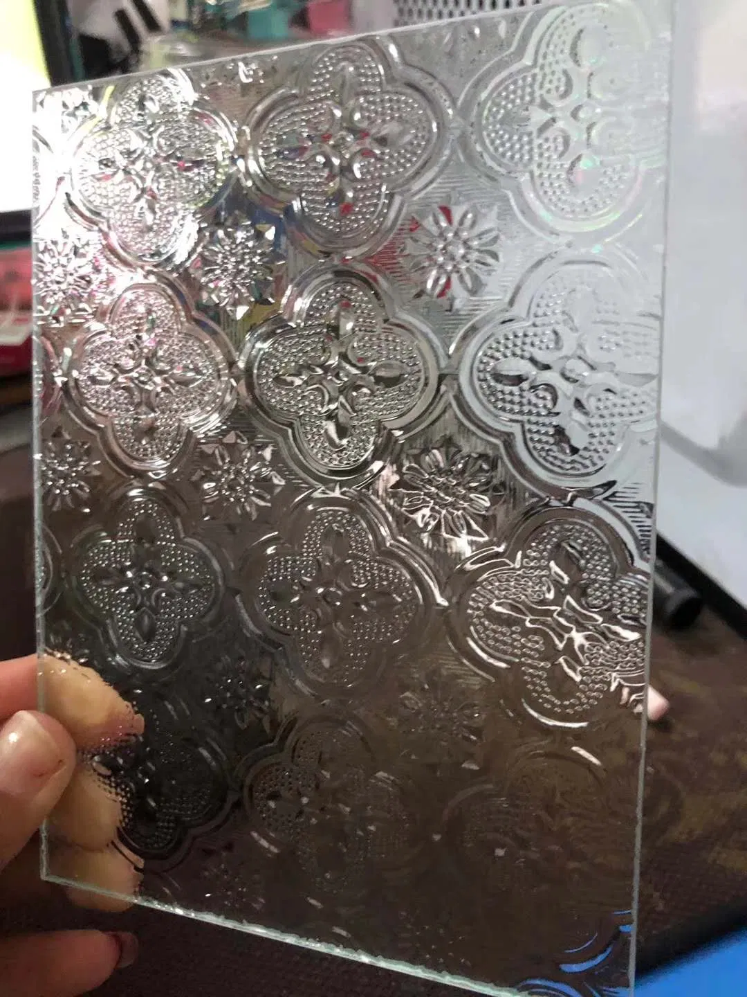 Elegant Custom Frosted Wave Fluted Glass Vase for Stylish Home Decor