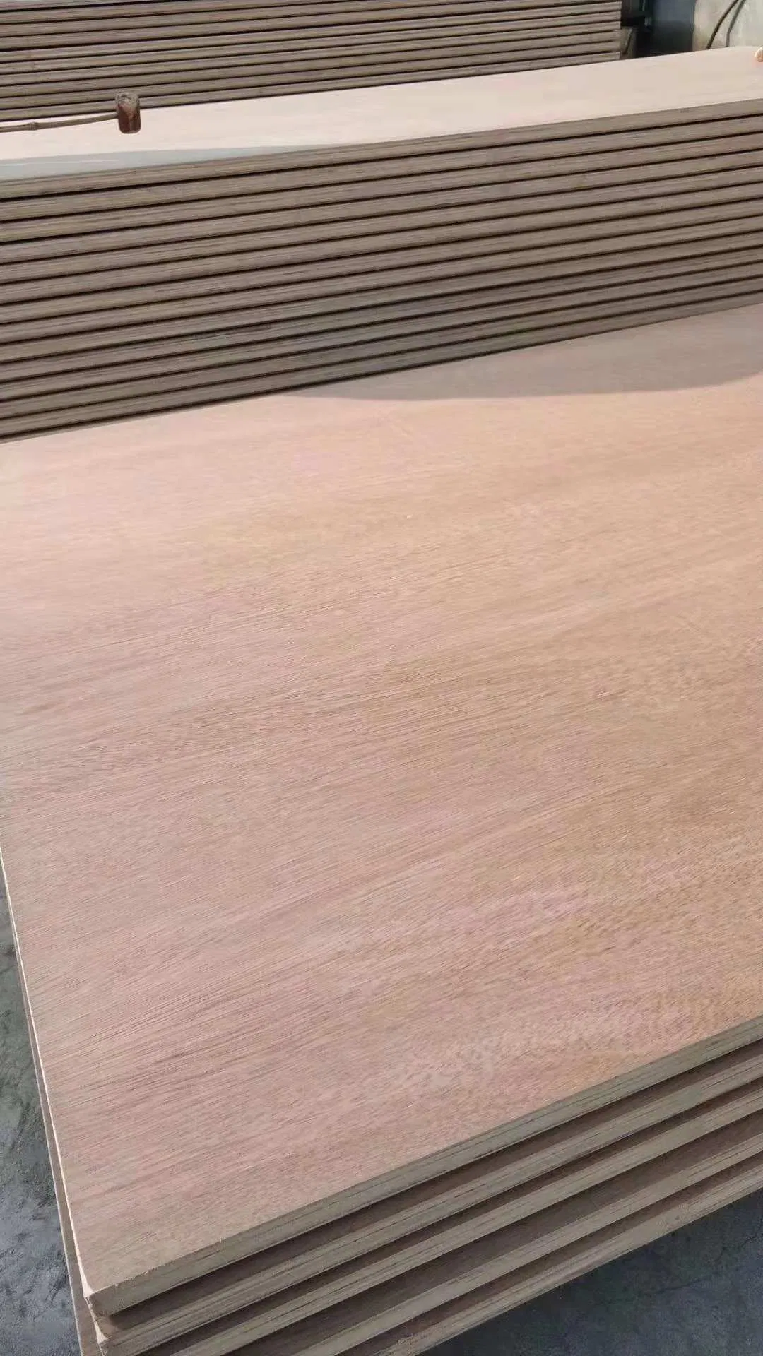 Фанера для пола грузовиков, Hardwood Core, WBP клей