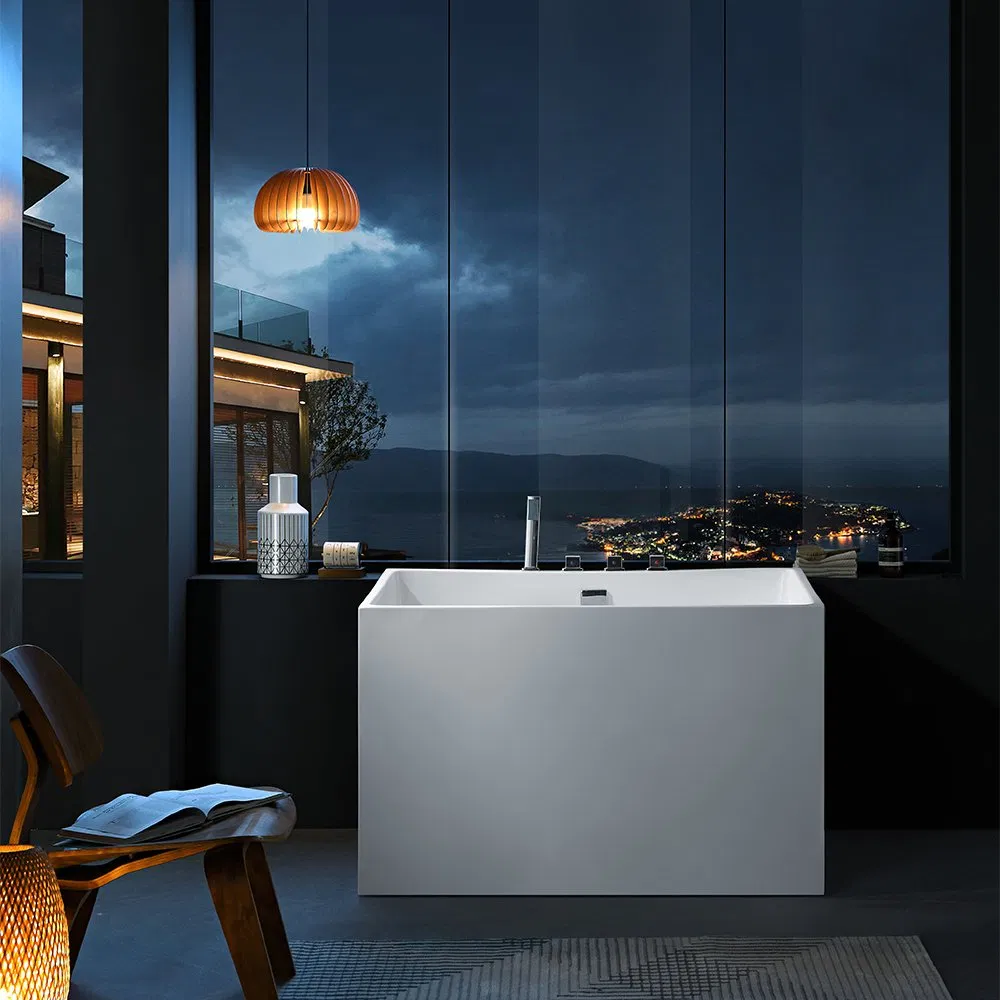 Акриловая отдельностоящая ванна в стиле модерн