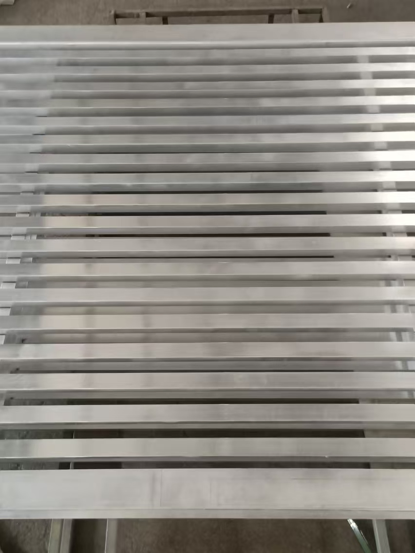 Aluminum Factory Fence Screen Decorative Fence Hot Sell Residential Fence