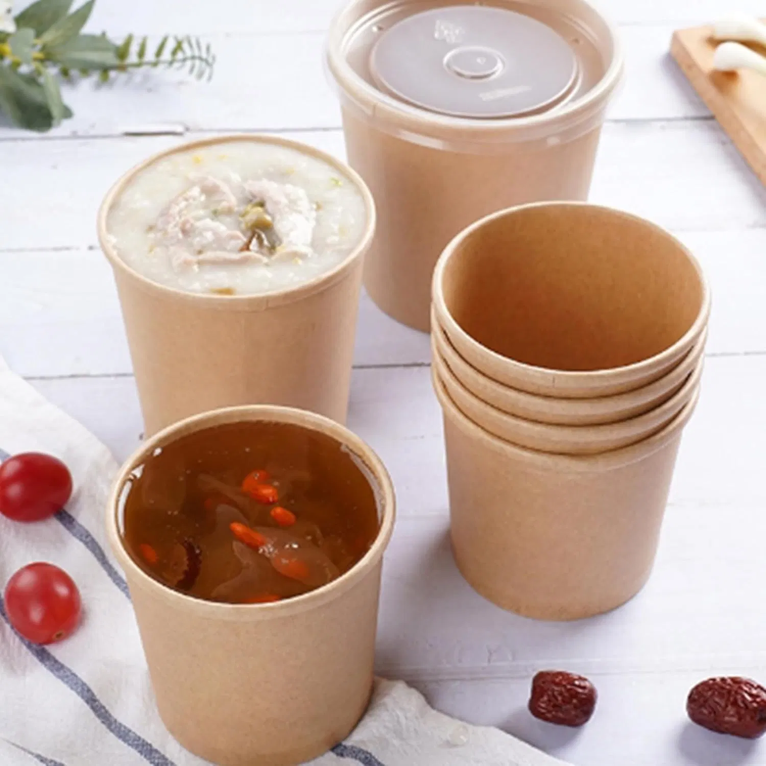 Biodegradable High Quality Wholesale Takeaway Disposable Food Grade Paper Salad Bowl with Lid