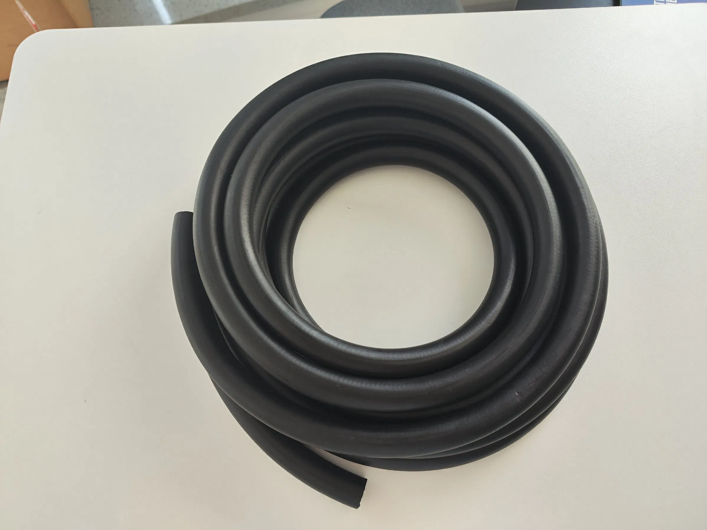 Flexible Rubber R134A Car Refrigerant SAE J2064 Type E Air Conditioning Hose