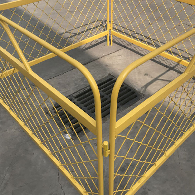 Professional Custom Yellow 1.4 M Steel Manhole Guard Rail for Temporary Barrier